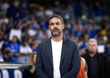 Artur Jorge não titubeia e expõe problema que pode rebaixar o Cruzeiro