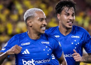 Artur Jorge comemora chegada de reforço de R$ 16 milhões para o ataque