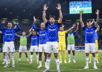 Cruzeiro confirma investida por lateral de R$ 35 milhões