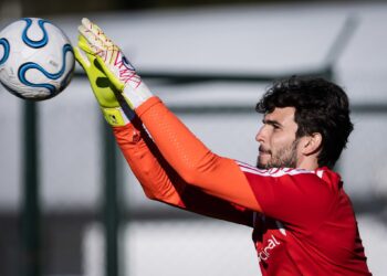 R$ 30 milhões! Otávio recebe ultimato após busca do Cruzeiro por um novo goleiro