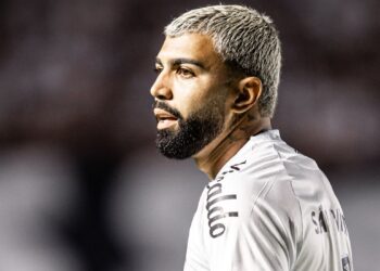 Santos dá resposta rápida e confirma retorno de Gabigol ao Cruzeiro