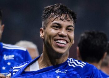 Por R$ 175 milhões, Kaio Jorge deixa o Cruzeiro para jogar no Barcelona