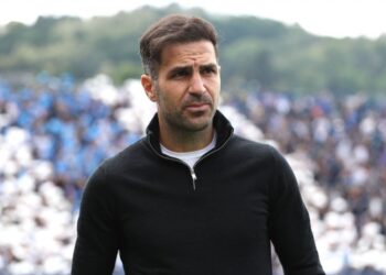 Lenda do futebol, Fabregas quer levar titular do Cruzeiro para a Itália