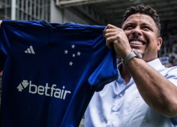 Relembre quando Ronaldo tentou trocar o mascote do Cruzeiro
