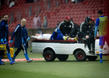 Gabriel Pec sofre fratura e vai precisar de cirurgia