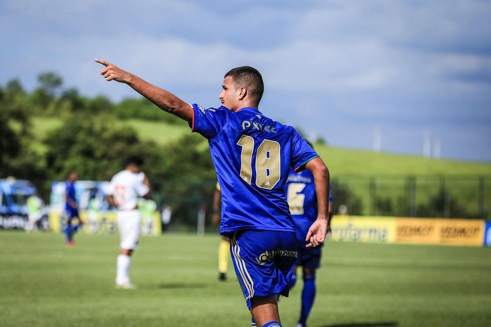 Destaque na copinha, Victor Diniz não ficará no Cruzeiro
