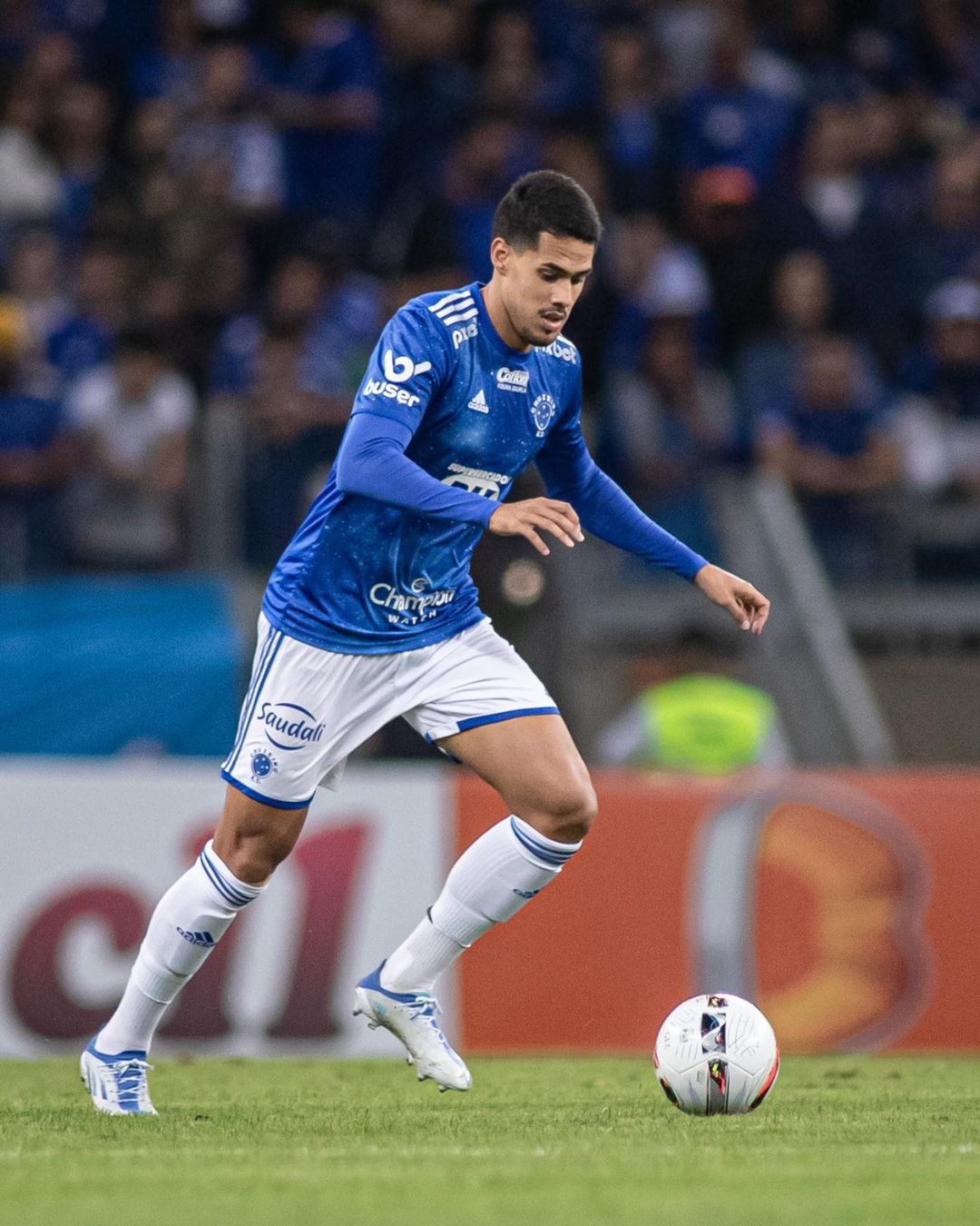 Oliveira ativa modo sincerão e revela se fica no Cruzeiro para a próxima temporada