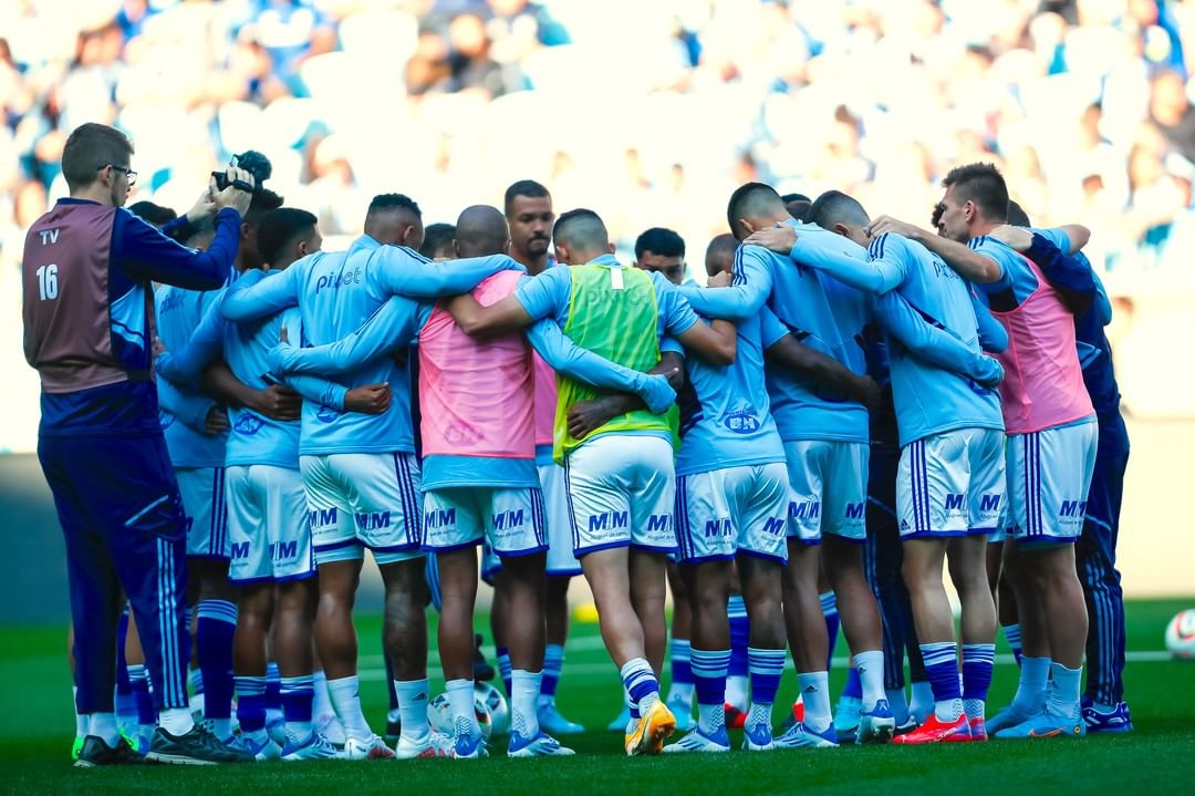 7 jogadores estrangeiros que podem chegar de graça ao Cruzeiro em 2023