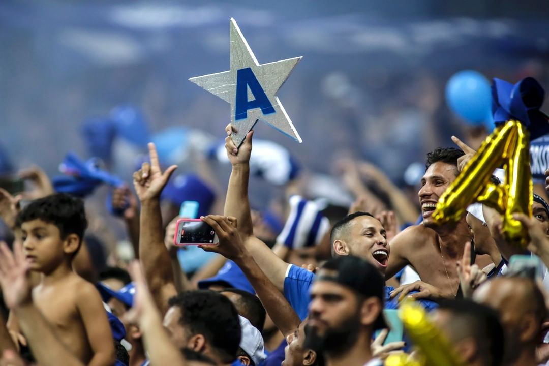 Ídolo do Flamengo não esconde amor pelo Cruzeiro e deixa torcida na saudade após postagem