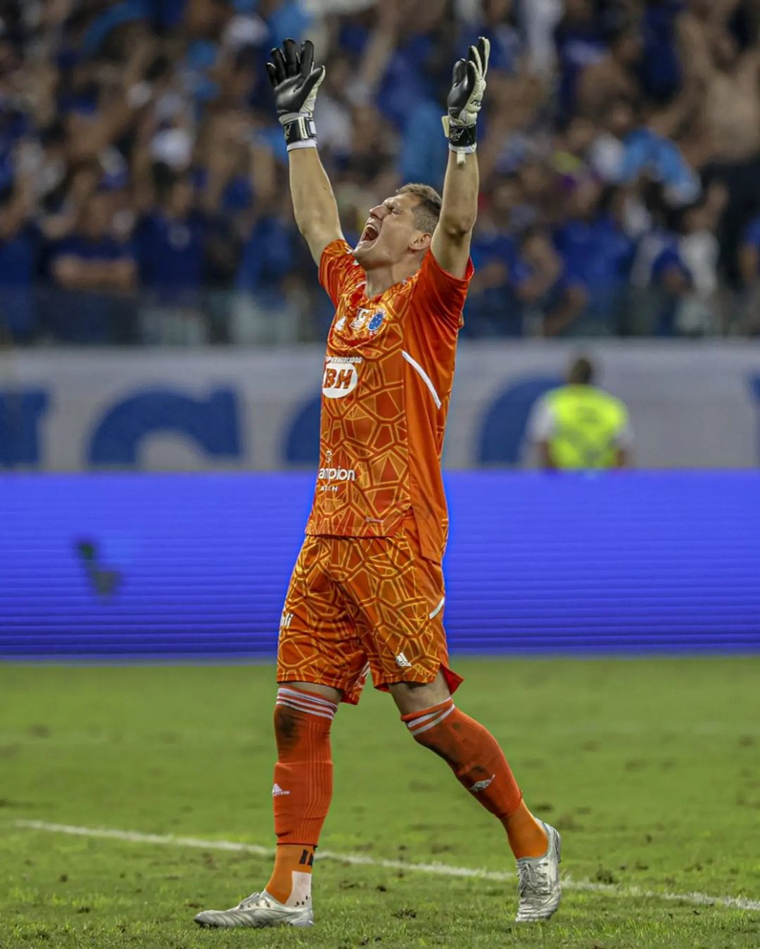Foi criticar craque do Cruzeiro e agora teve que pedir desculpas em programa esportivo