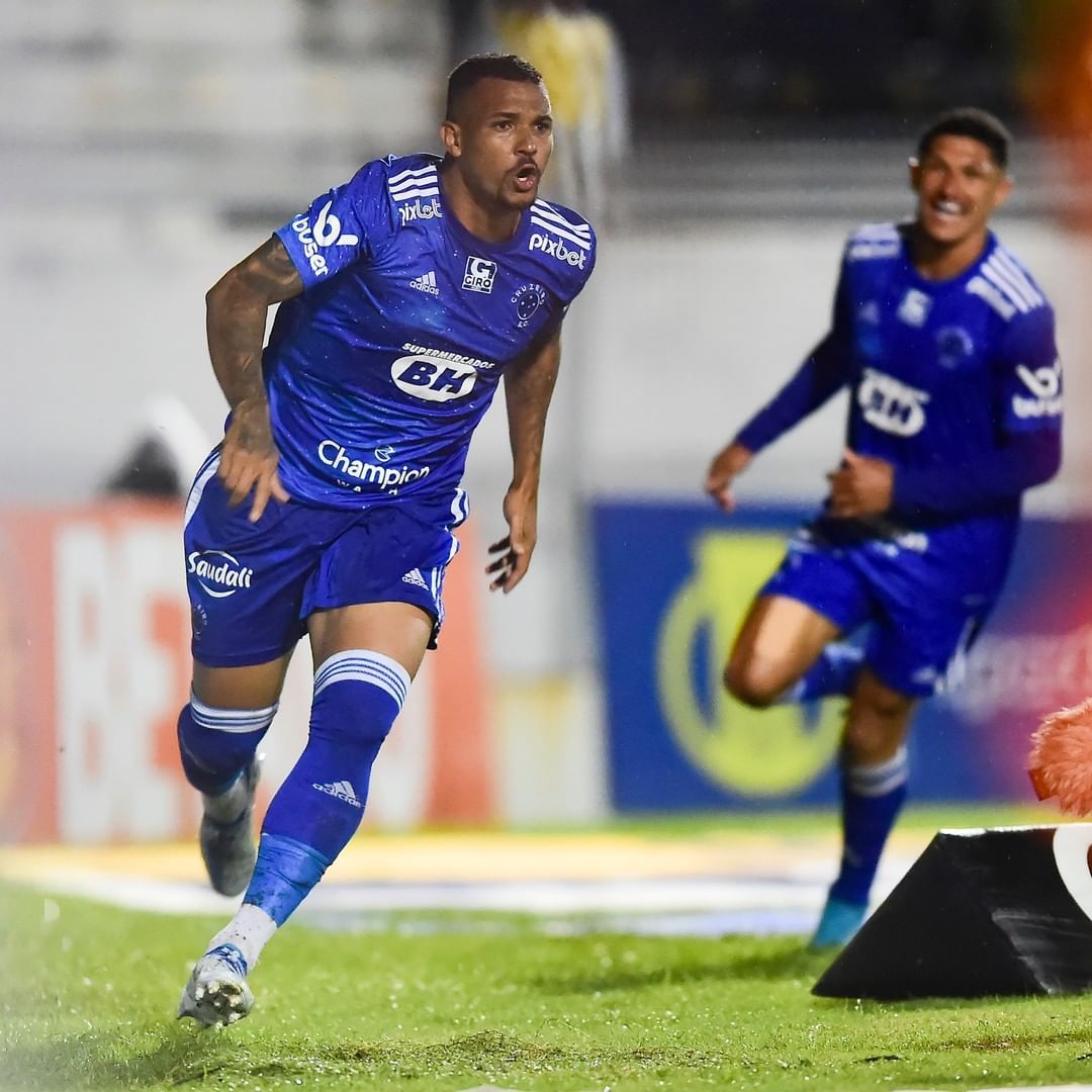 Desempenho do Cruzeiro em setembro vai te fazer cair da cadeira