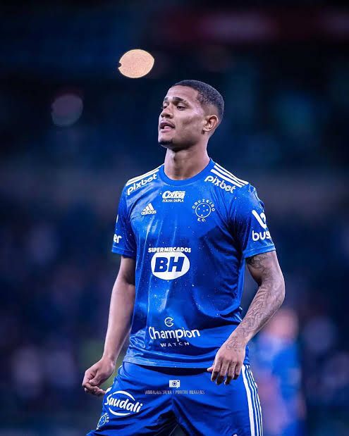 Artilheiro vive seus últimos momentos com elenco do Cruzeiro e vai deixar saudades