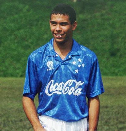 Quantos jogadores do Cruzeiro já disputaram uma Copa do Mundo?