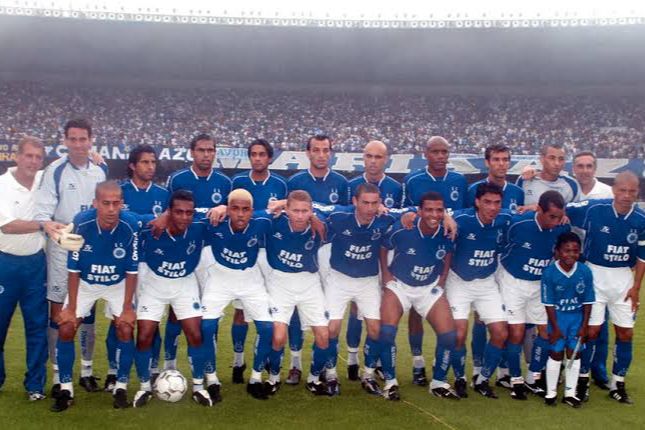 Ex-jogador do Cruzeiro fecha acordo para produção de documentário em sua carreira