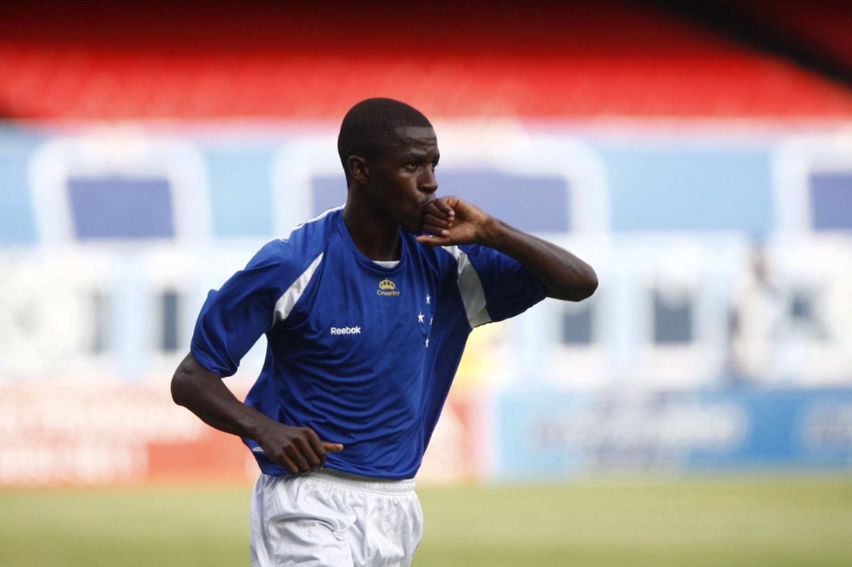 Cruzeiro faz homenagem para ídolo do clube nas redes sociais e emociona torcedores