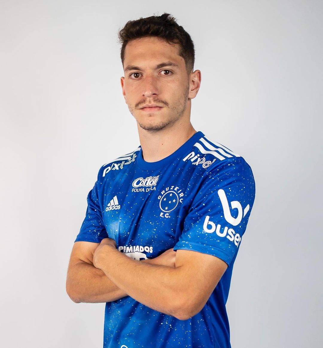 Era considerado o próximo craque do Cruzeiro e hoje briga para não ser rebaixado