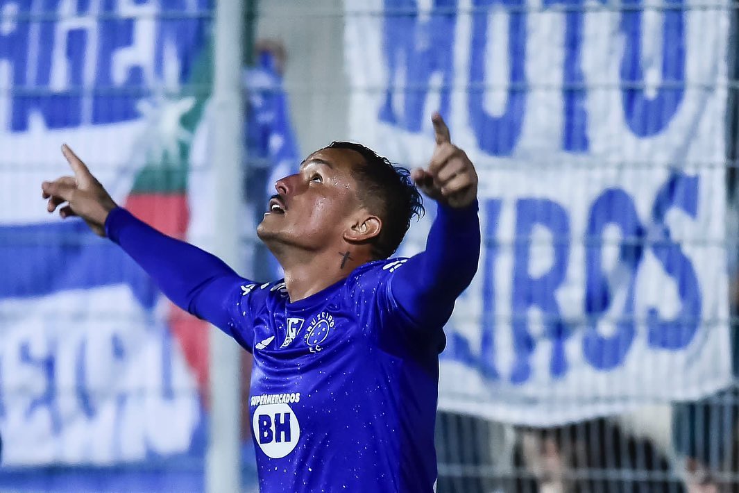 Clube do exterior abre os cofres e quer tirar Edu do Cruzeiro