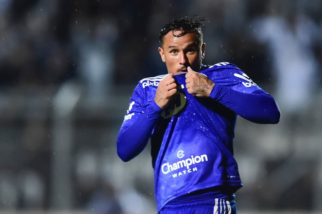 Edu pode atingir marca histórica no Cruzeiro na Série B 2022