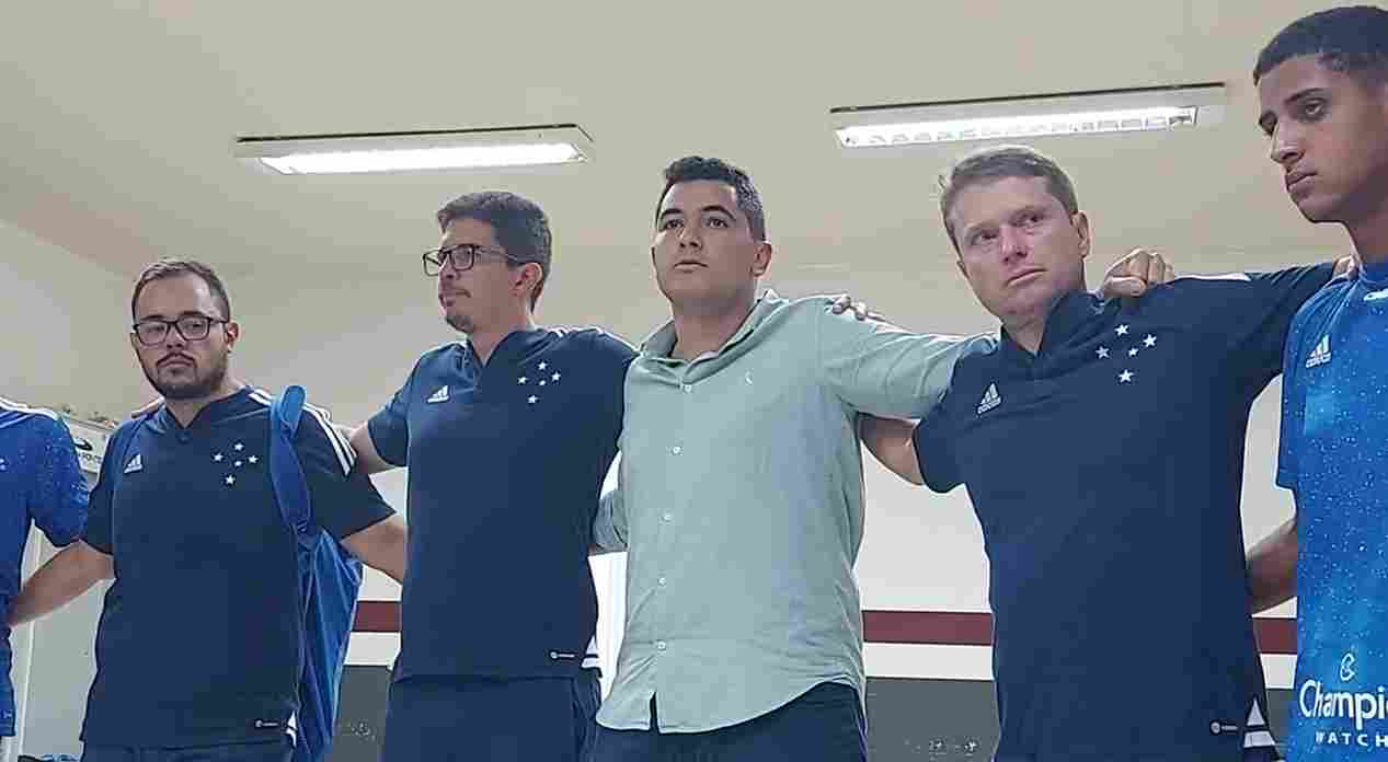 Este vídeo após a eliminação do Cruzeiro na Copinha vai fazer você chorar; assista