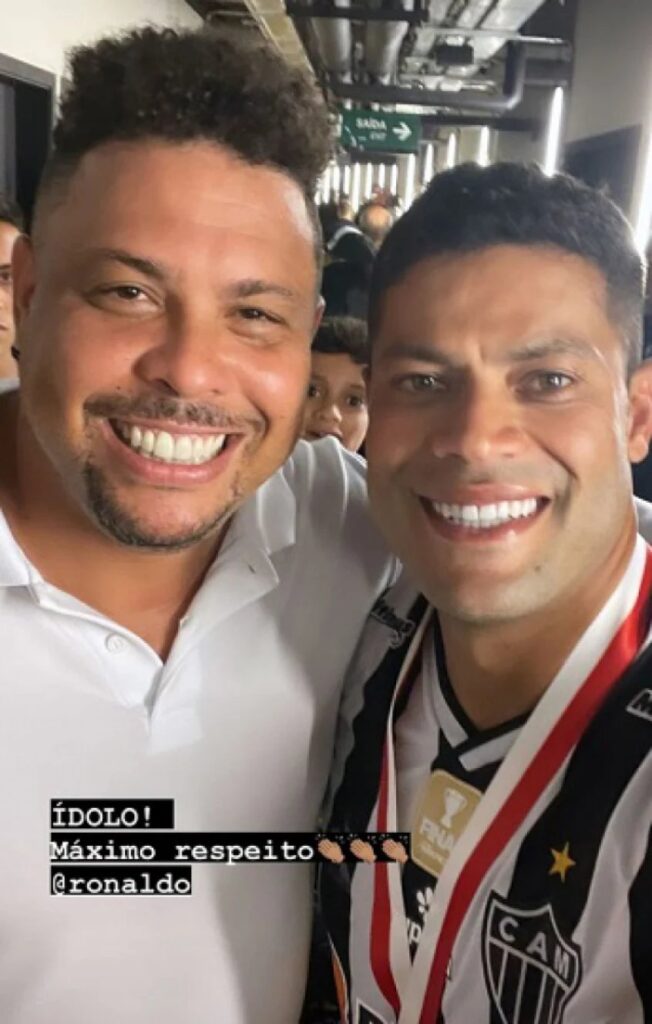 Ronaldo e Hulk