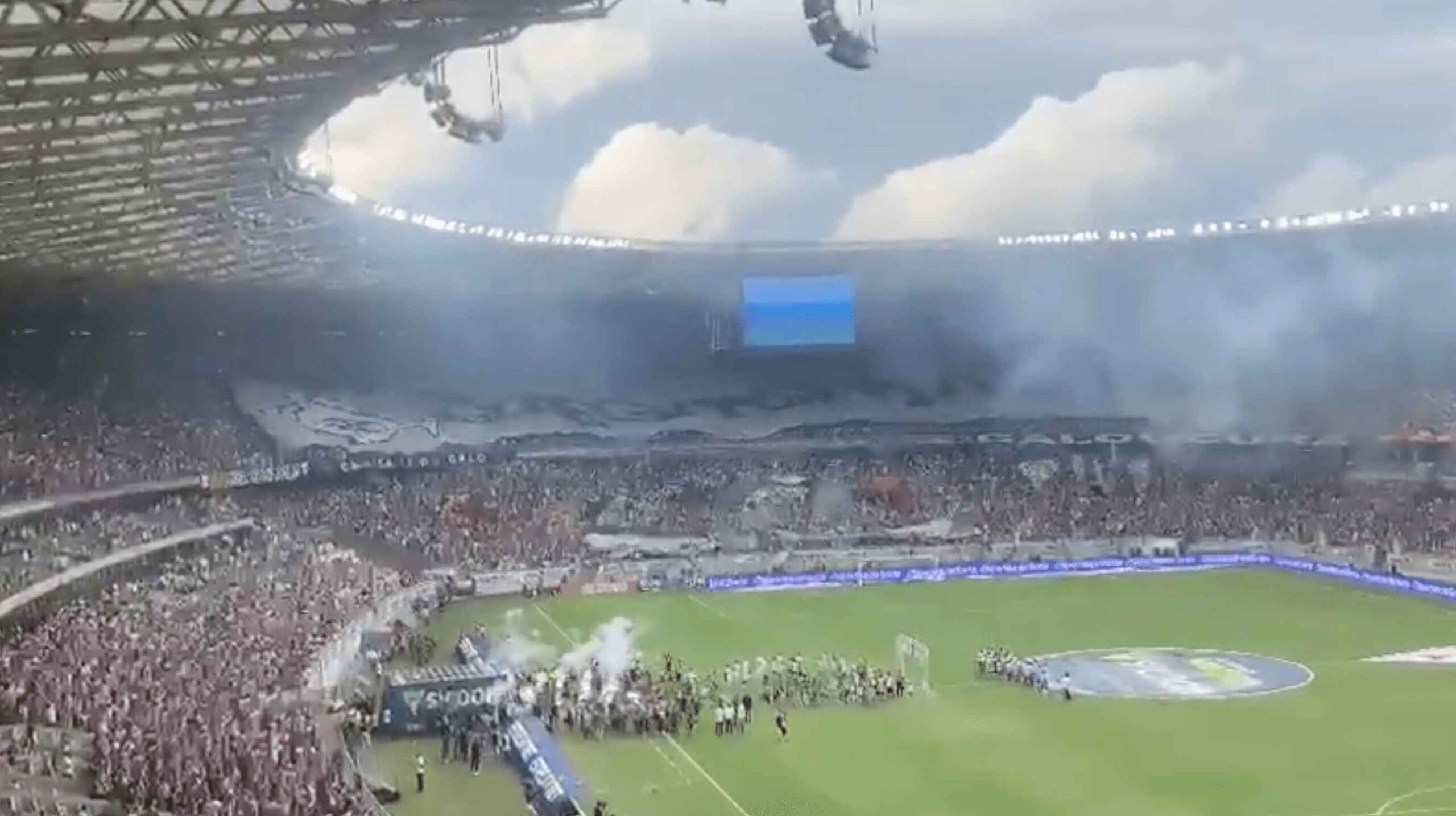 Galo paga mico na final do Campeonato Mineiro e a torcida do Cruzeiro não perdoa