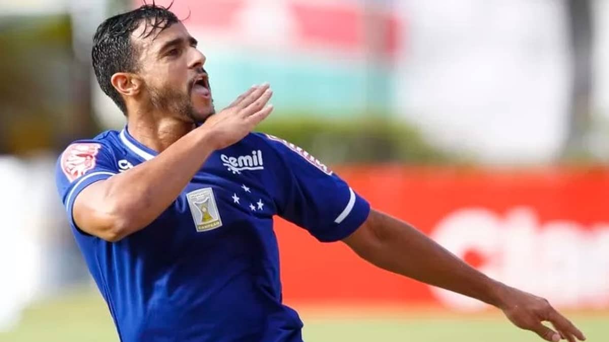 Henrique Dourado garante chuva de gols no Cruzeiro