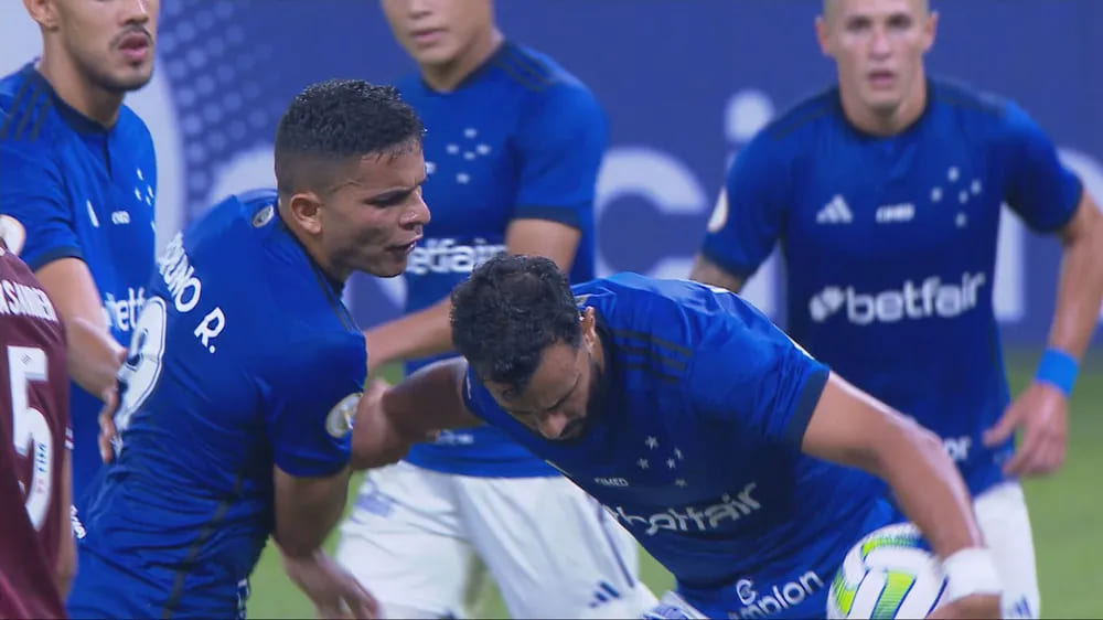 cruzeiro-briga-bruno-rodrigues-henrique-dourado