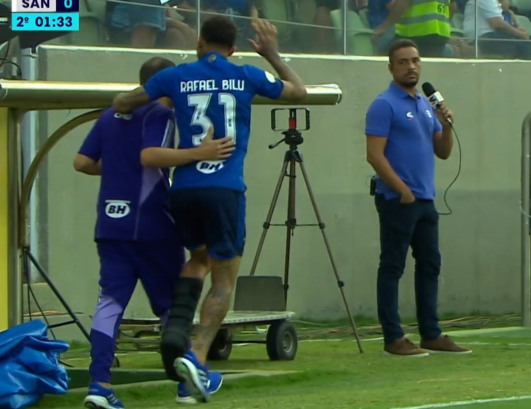 cruzeiro-rafael-bilu-bota-ortopedica-lesao