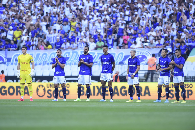 Cruzeiro-recusa a assinar-acordo-bilionário