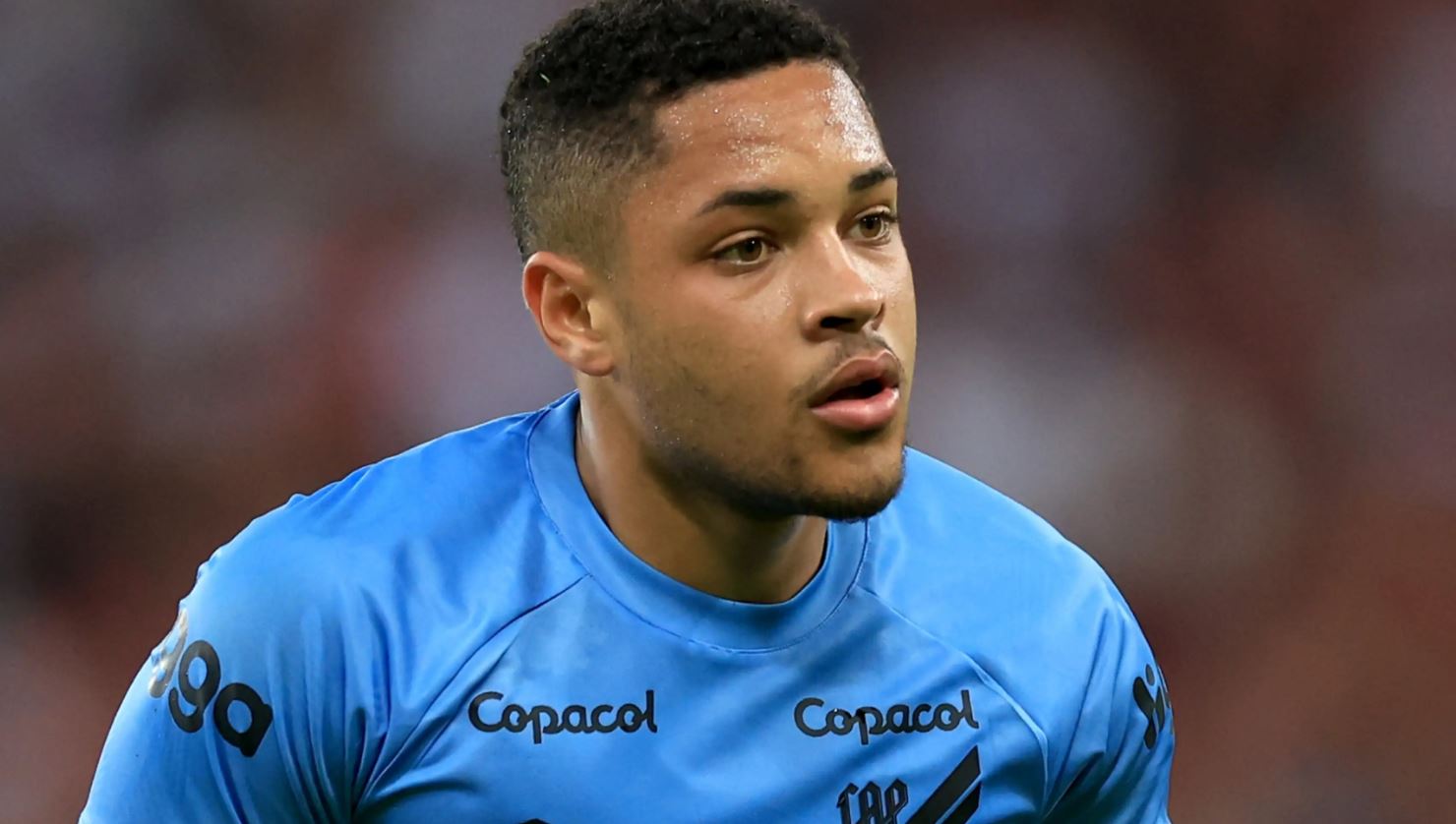 vitor-roque-cruzeiro-venda-barcelona