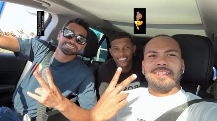 Gilberto esquerda Vitor Leque meio e Claudinho direita