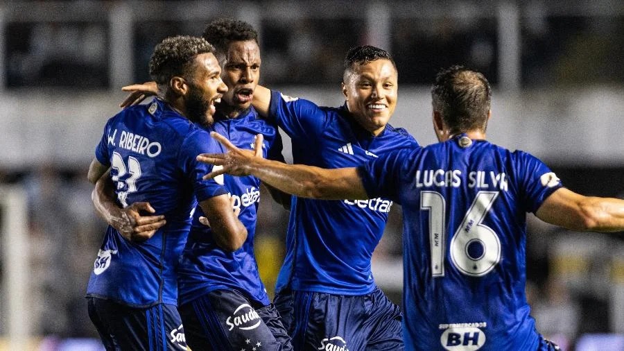 Tchau, Cruzeiro: Jogador arruma as coisas e vai embora da Toca da Raposa