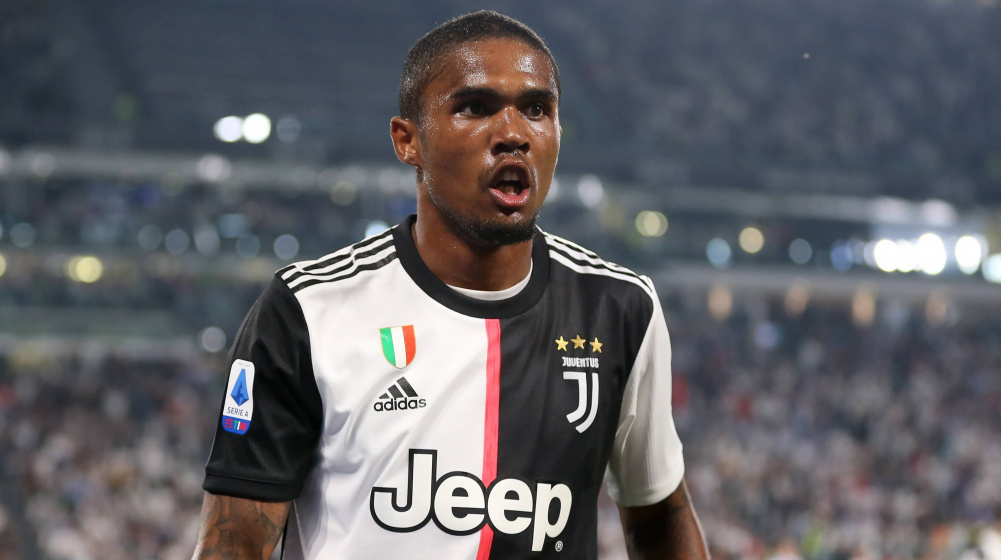 Douglas Costa.