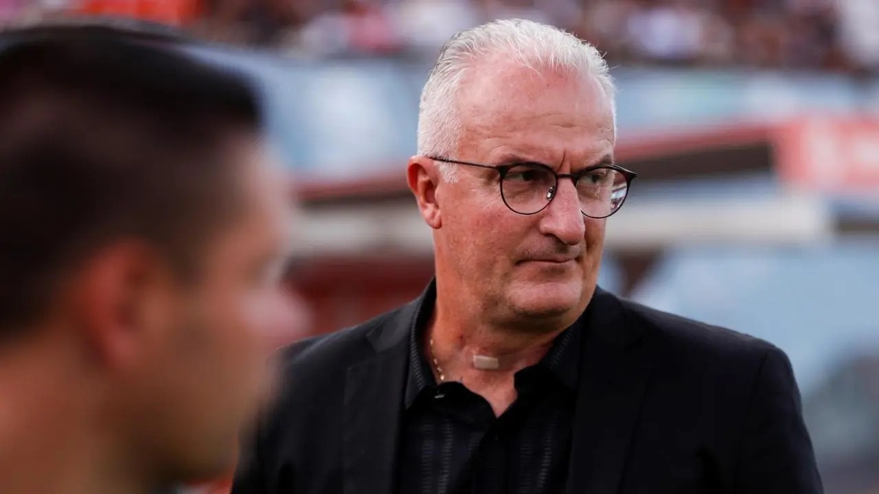 Dorival Júnior queria um contrato melhor e logo foi demitido