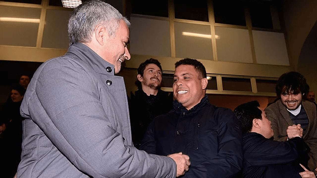 José Mourinho e Ronaldo. Foto: Reprodução.