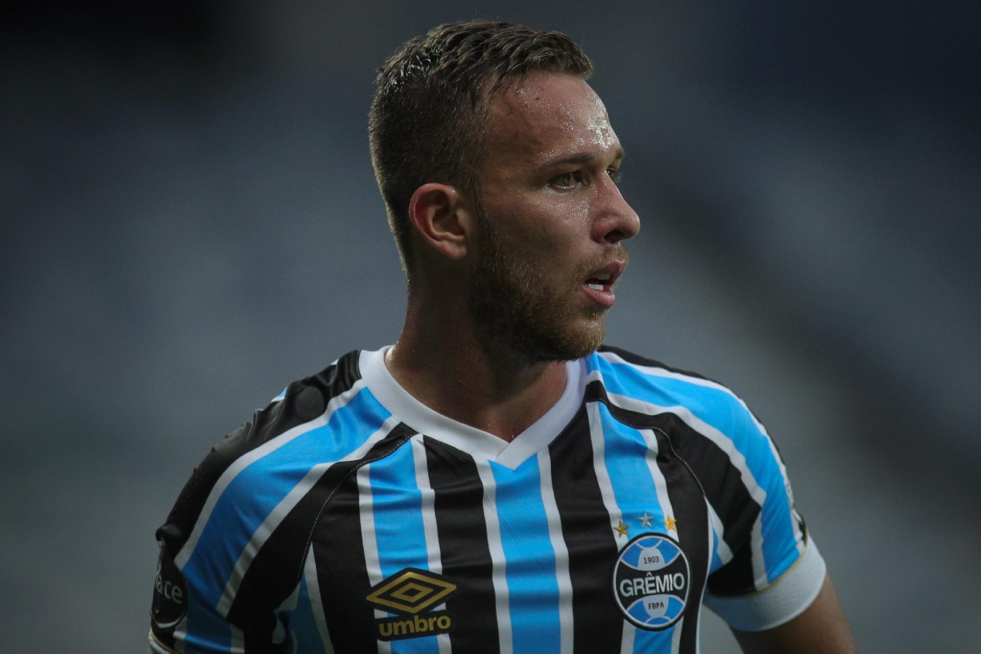 Agora ficou muito mais fácil pro Cruzeiro fechar trinca ex-Grêmio com o meia Arthur
