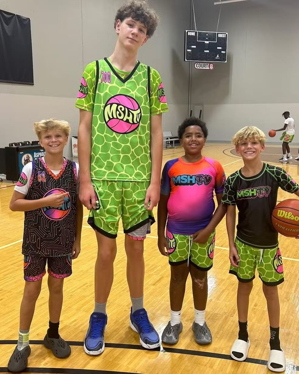 2,21m aos 13 anos: Este jogador vem chamando atenção do mundo inteiro