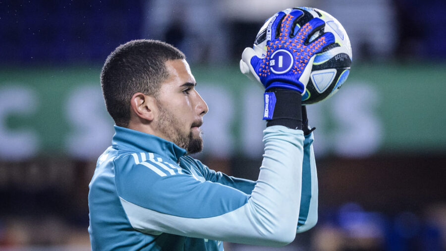 Finalmente o goleiro Léo Aragão fez seu primeiro jogo pelo Cruzeiro
