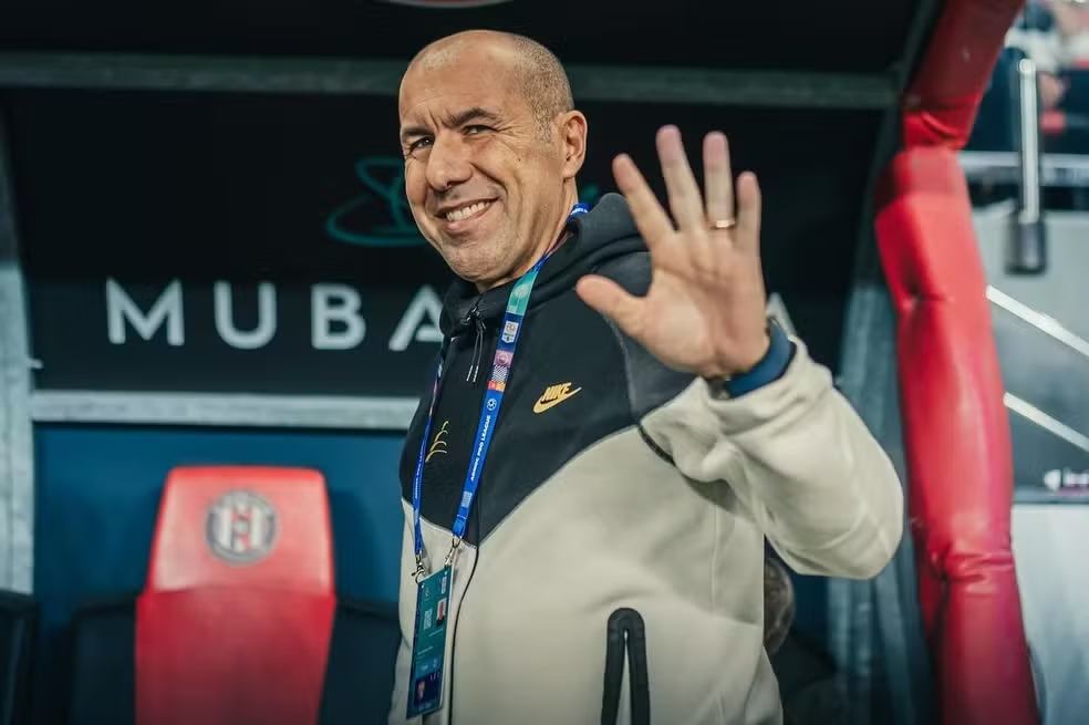 Torcida do Cruzeiro prepara presente incrível para Leonardo Jardim