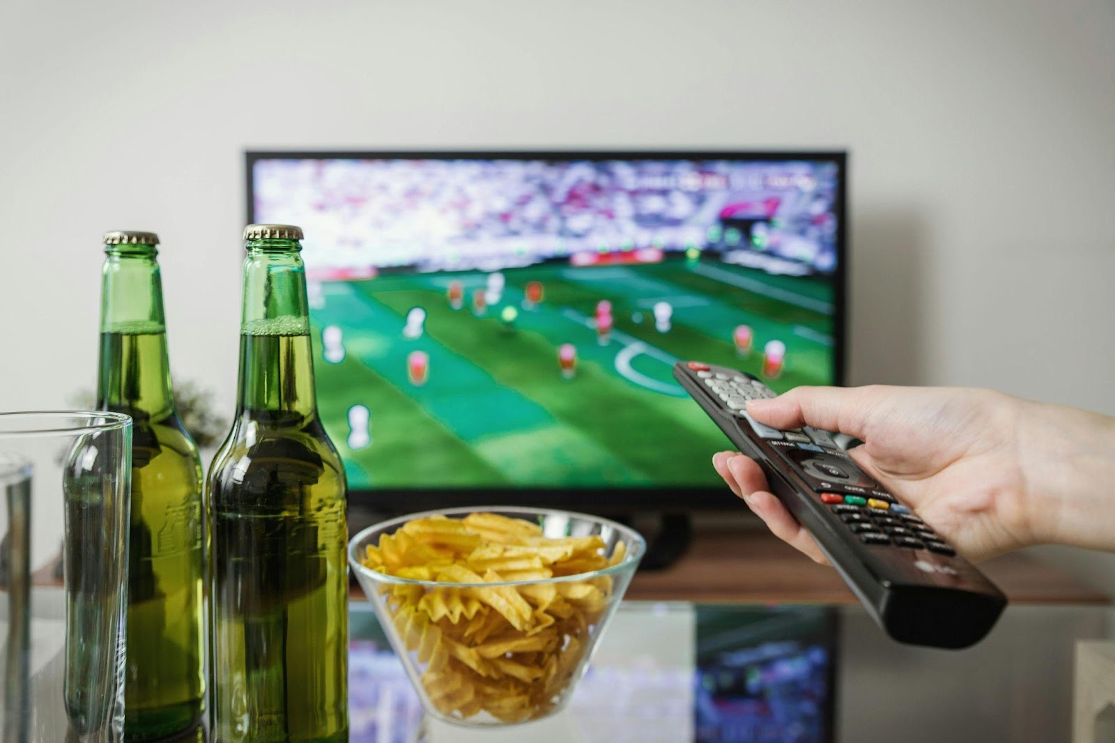 O que os fãs de futebol precisam saber sobre pirataria de IPTV e cibersegurança