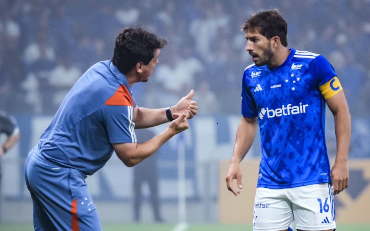 Fernando Diniz causa impacto e volante deve jogar no Vasco
