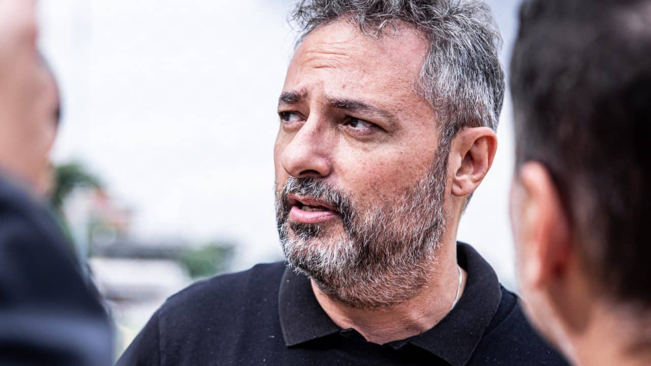 Mattos não larga o osso e zagueiro que o Cruzeiro fez esforço para comprar assina com o Santos
