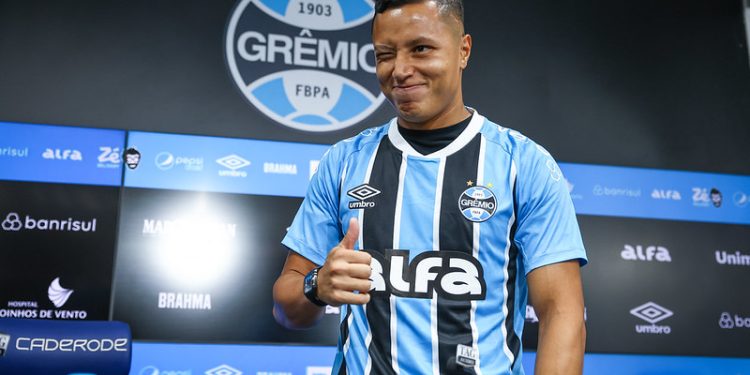 Grêmio surpreende a todos e decide rescindir contrato imediatamente