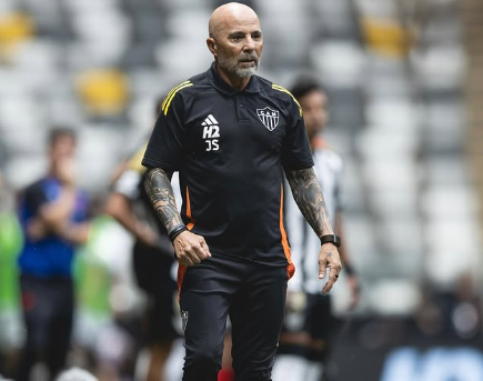 Sampaoli pede e Atlético-MG pode pagar até R$ 74 milhões para contratar xodó de Tite