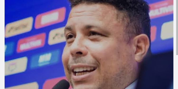 Xodó que Ronaldo Fenômeno tentou trazer pro Cruzeiro assina com o Atlético-MG
