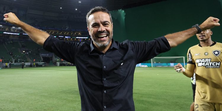 Cruzeiro consulta ‘opção C’ para assumir cargo após queda de Tite