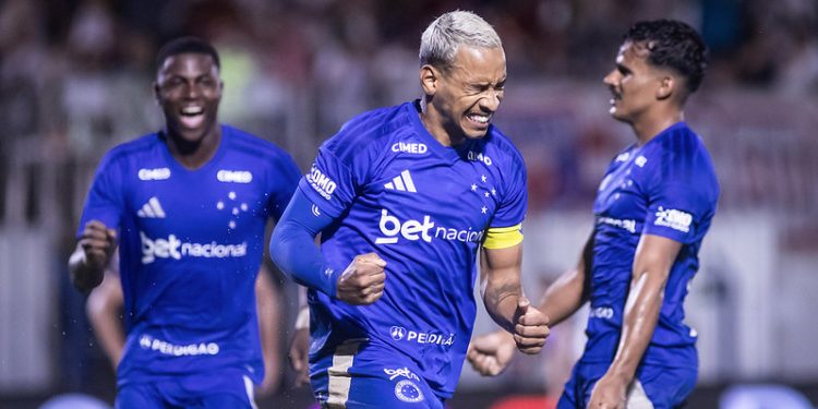 Leonardo Jardim surpreende e comenta chegada de Matheus Pereira ao Flamengo