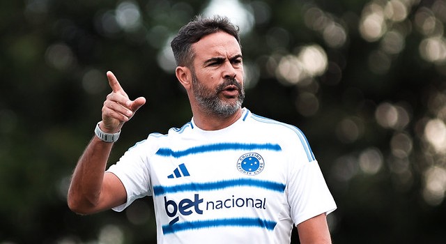 Artur Jorge ganha primeiro reforço de peso no Cruzeiro