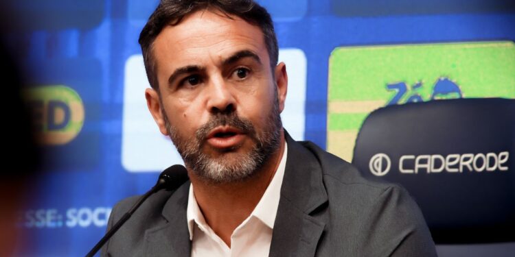 Cruzeiro não esconde o jogo e detalha assinatura de novo contrato