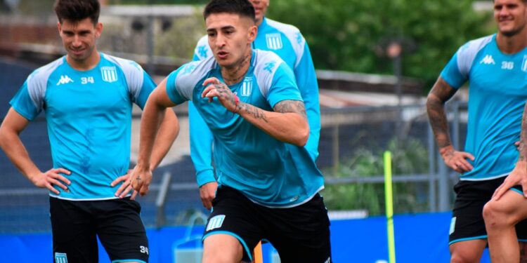 Por R$ 40 milhões, Gabriel Rojas assina com o Cruzeiro
